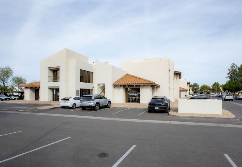 view from the parking lot of Alex Martin, DDS, a dental office in Scottsdale, AZ