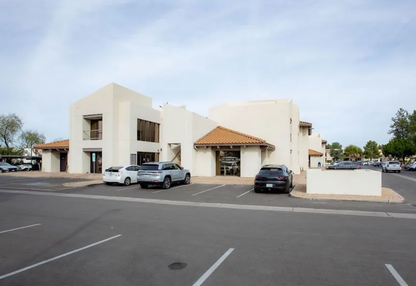 view from the parking lot of Alex Martin, DDS, a dental office in Scottsdale, AZ